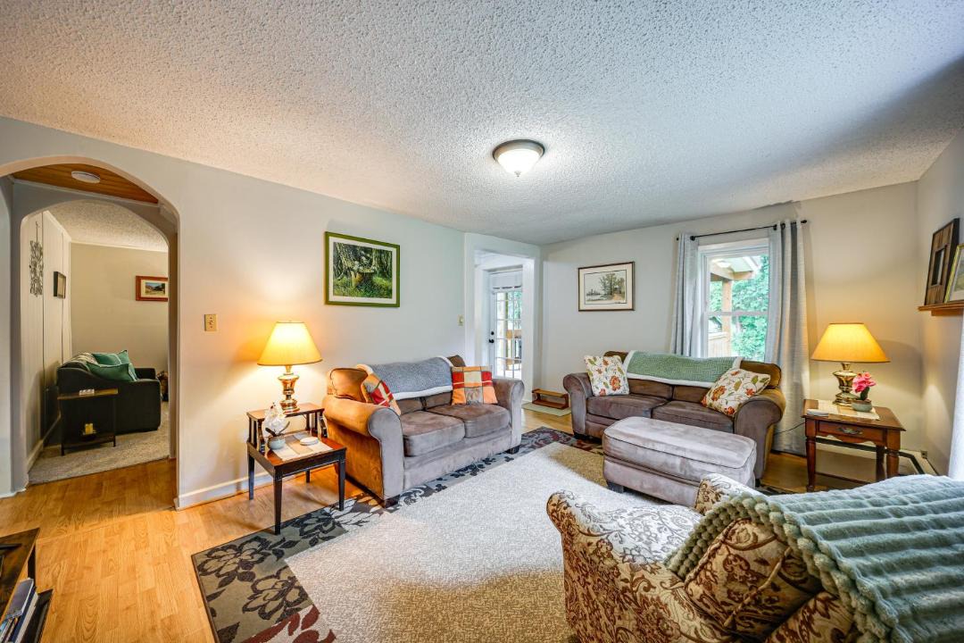 Photo of Others in Mingoville