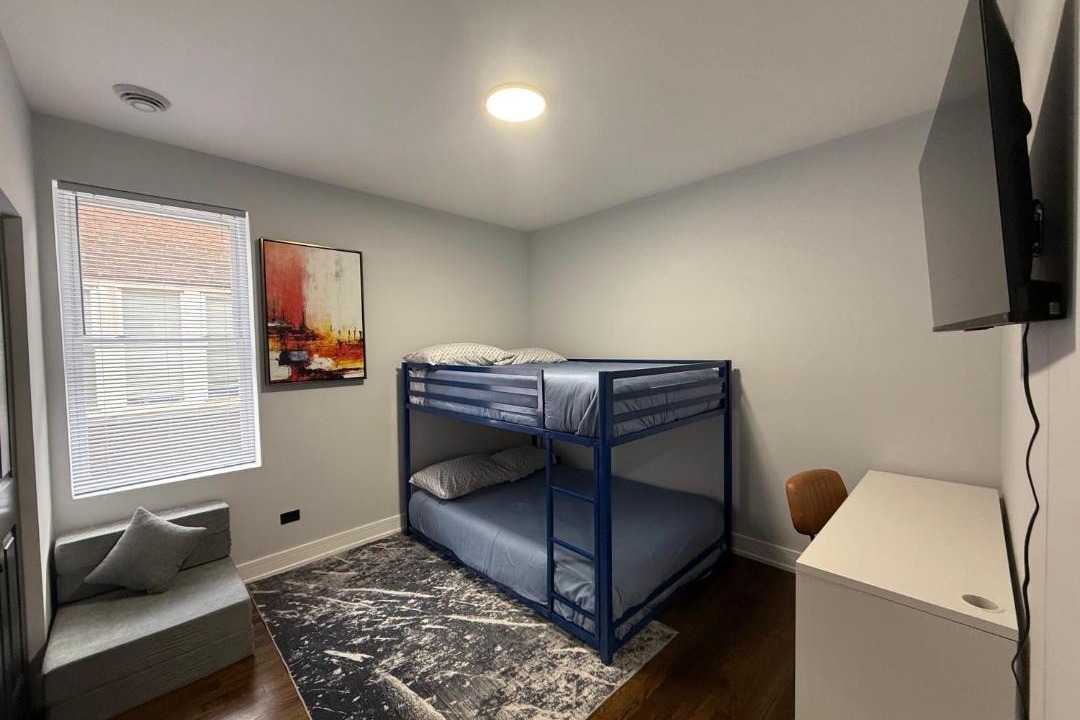Photo of Bedroom in Albany Park