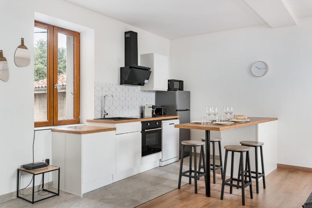 Photo of Kitchen in Saint-Just-Saint-Rambert