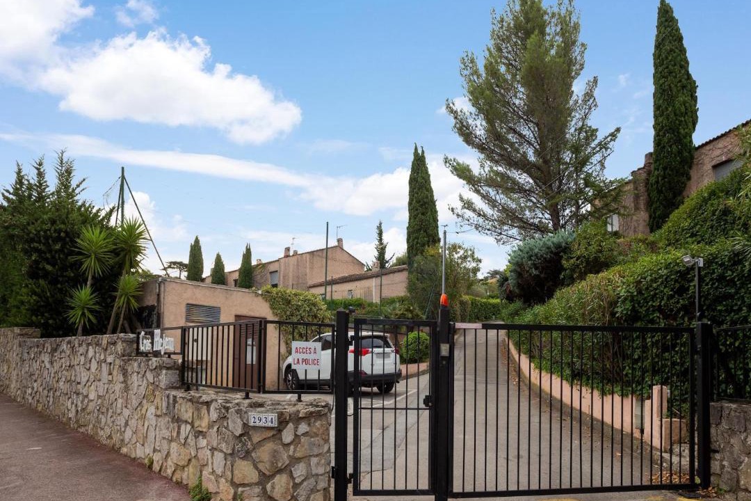 Photo of Others in Le Mourillon