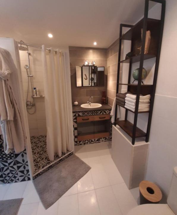 Photo of Bathroom in Olargues