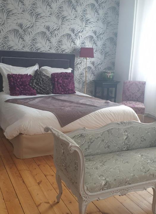 Photo of Others in Quintin