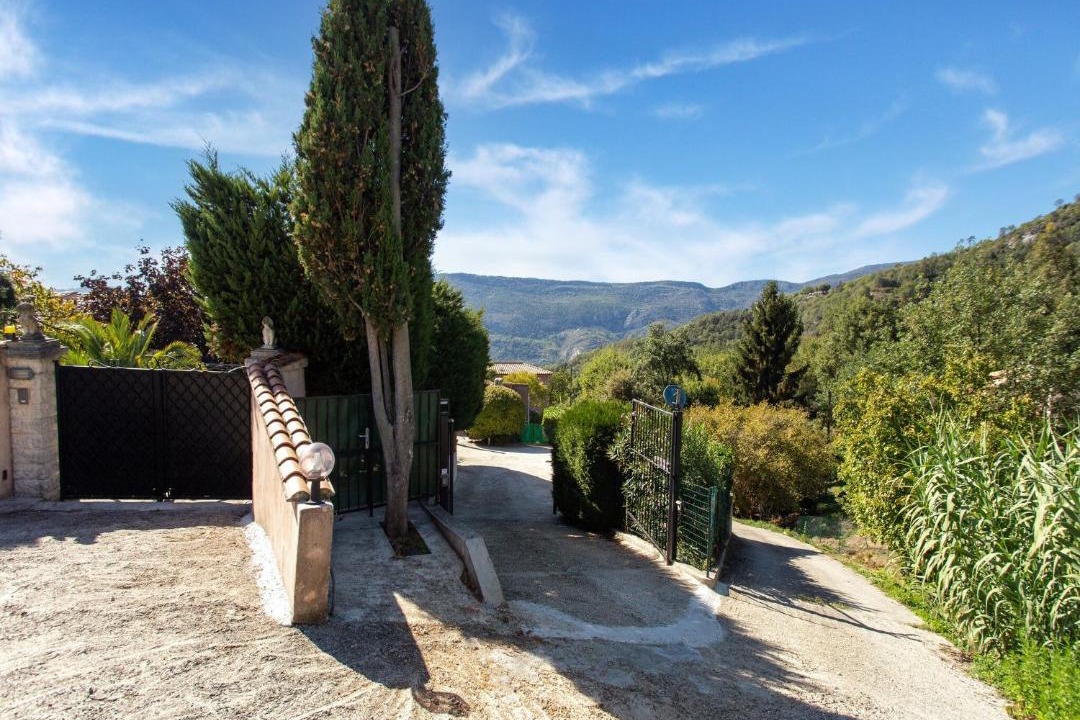 Photo of Others in Berre-des-Alpes