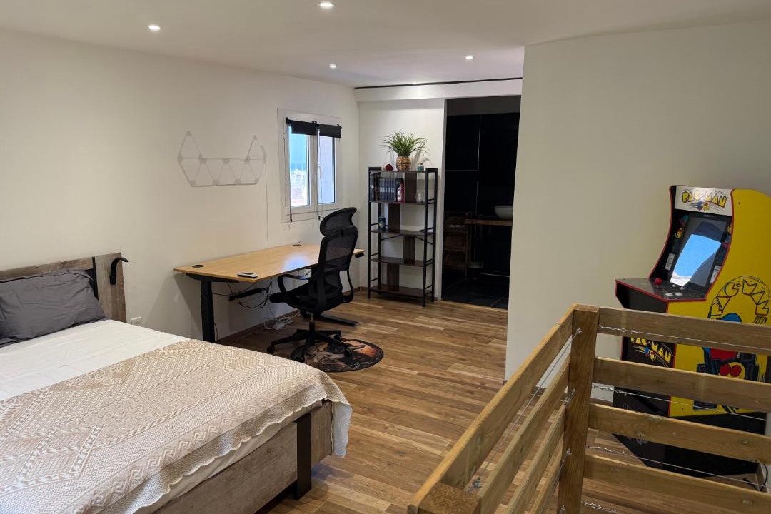 Photo of Others in Monticello