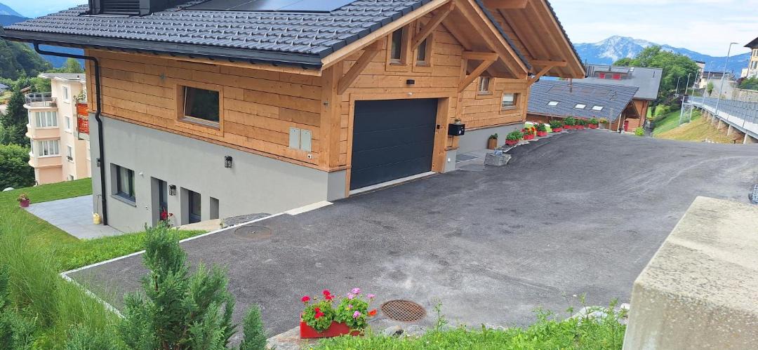 Photo of Others in Leysin
