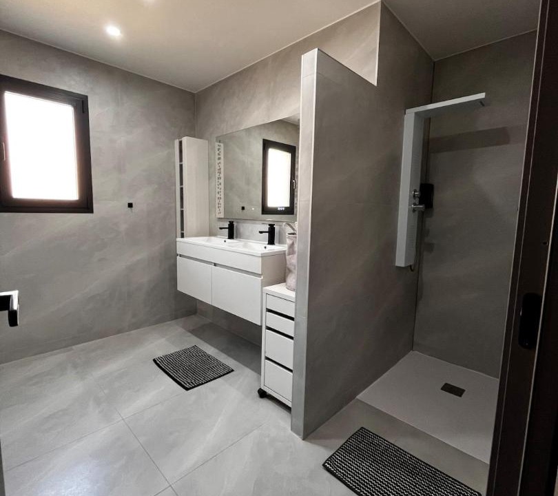 Photo of Bathroom in Les Tourrettes