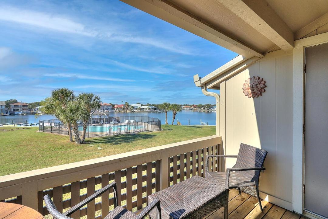 Photo of Patio Balcony in Harbor Oaks