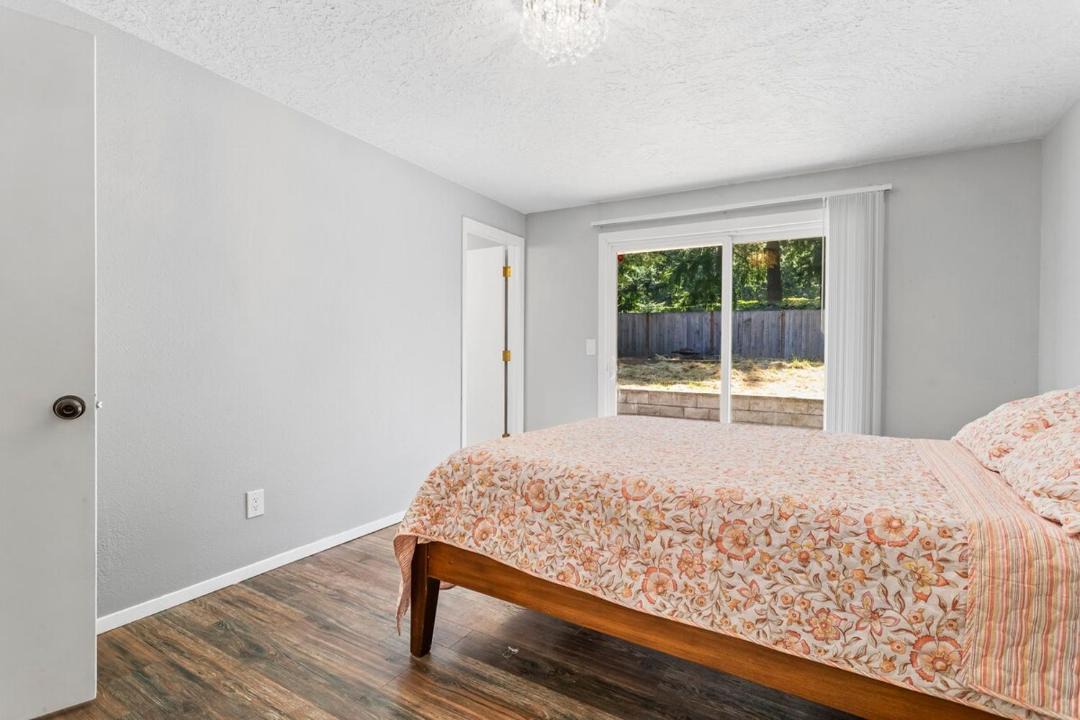 Photo of Bedroom in Sherwood - Tualatin South
