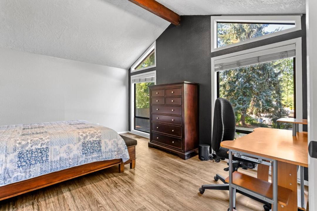 Photo of Bedroom in Sherwood - Tualatin South