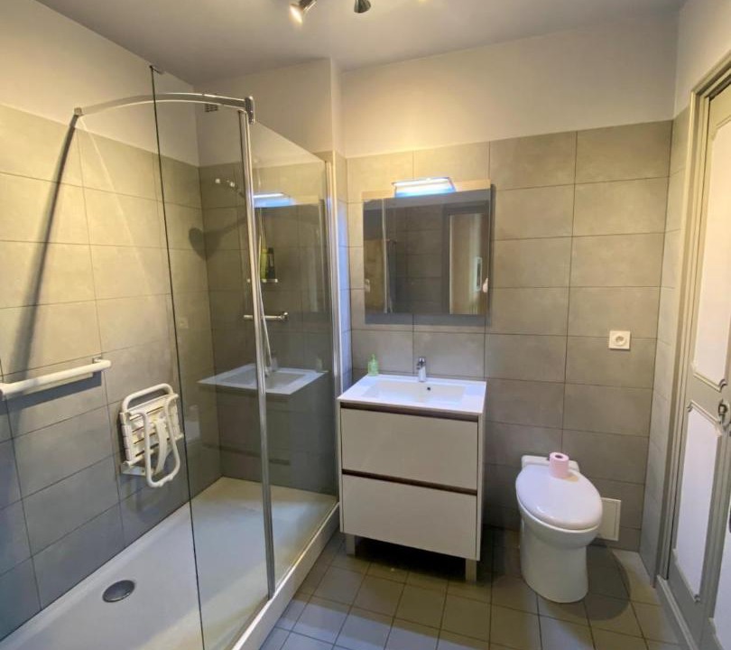 Photo of Bathroom in Brassac