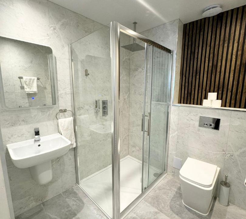 Photo of Others in Kelvinbridge