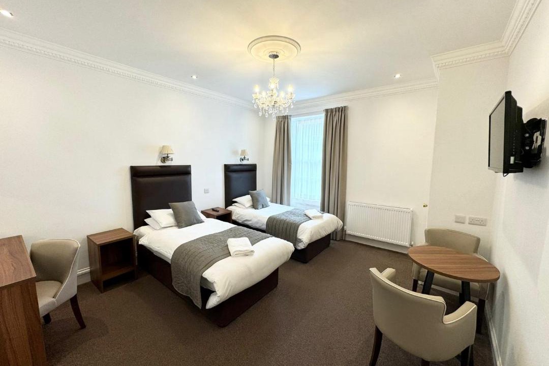 Photo of Others in Kelvinbridge