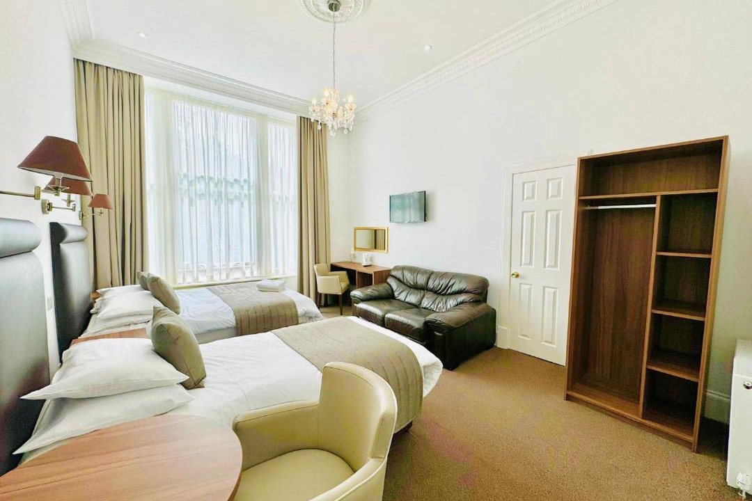 Photo of Others in Kelvinbridge