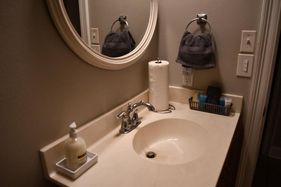 Photo of Bathroom in Sunshine