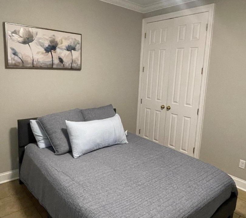 Photo of Bedroom in Sunshine