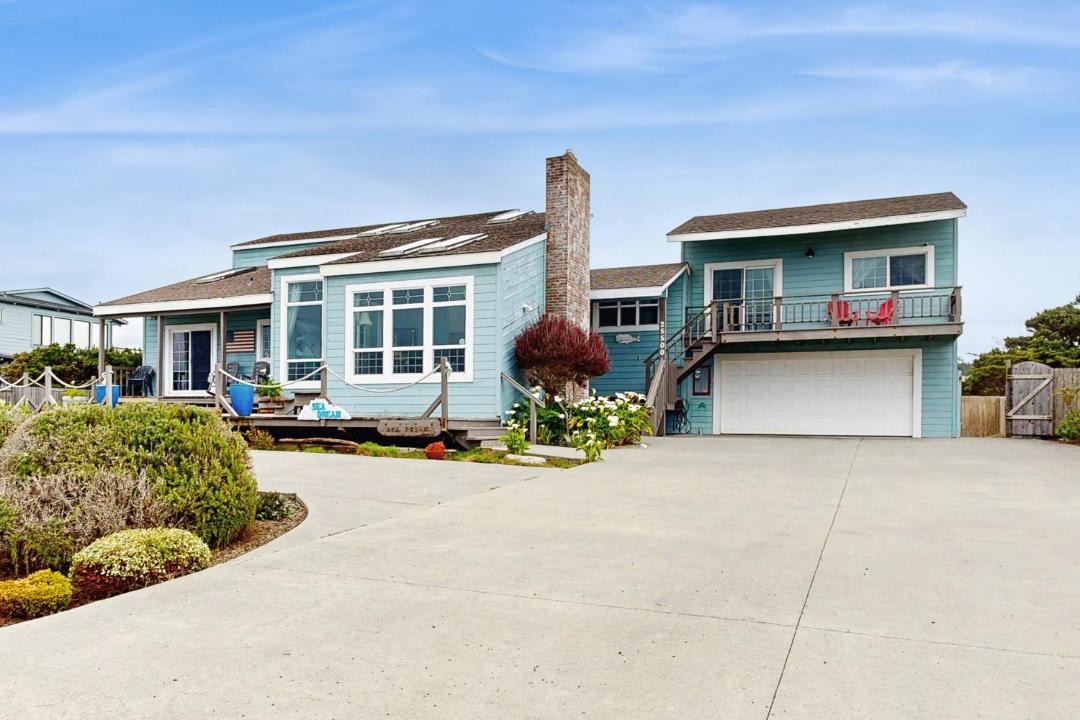 Photo of Others in Fort Bragg