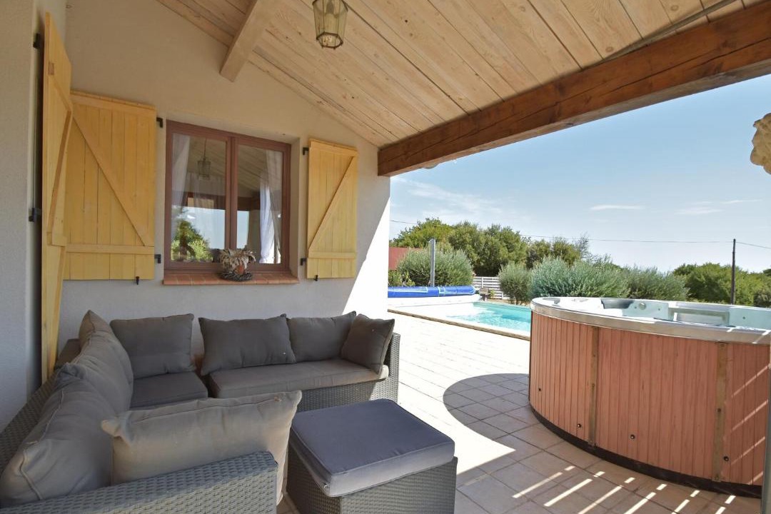 Photo of Others in Velieux