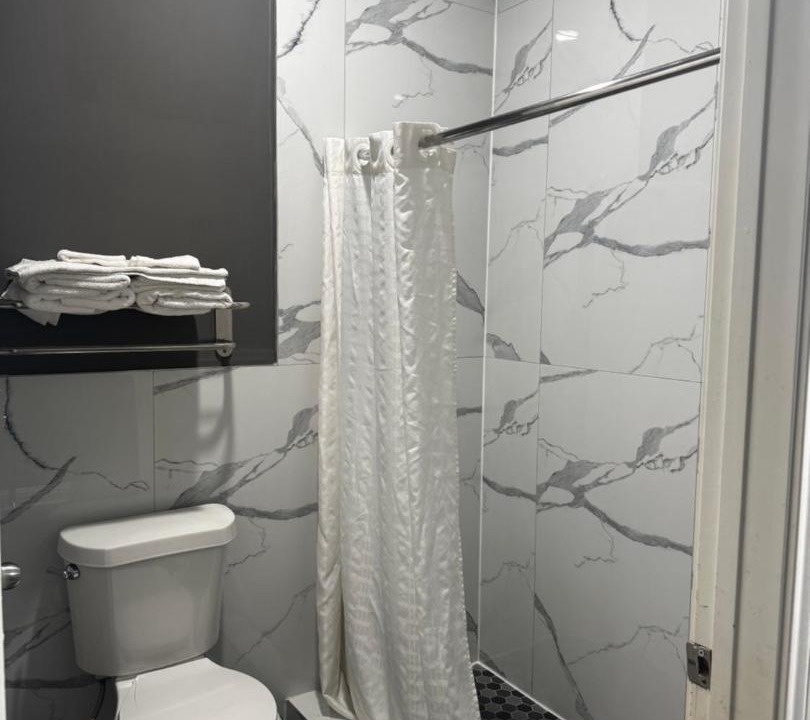 Photo of Bathroom in US 290