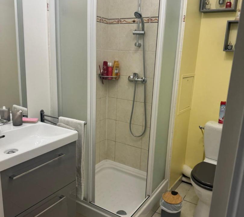 Photo of Bathroom in Antony