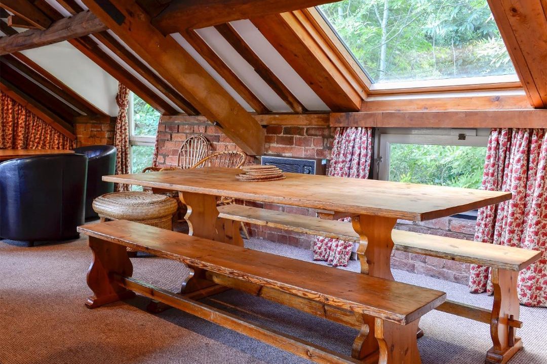 Photo of Others in Overton-on-dee