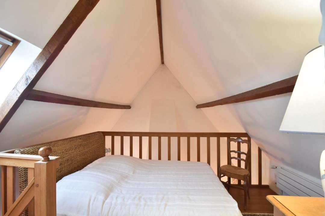 Photo of Others in Appeville