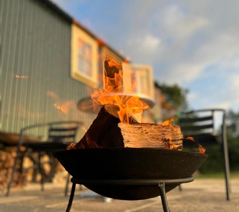 Photo of Others in Tunley