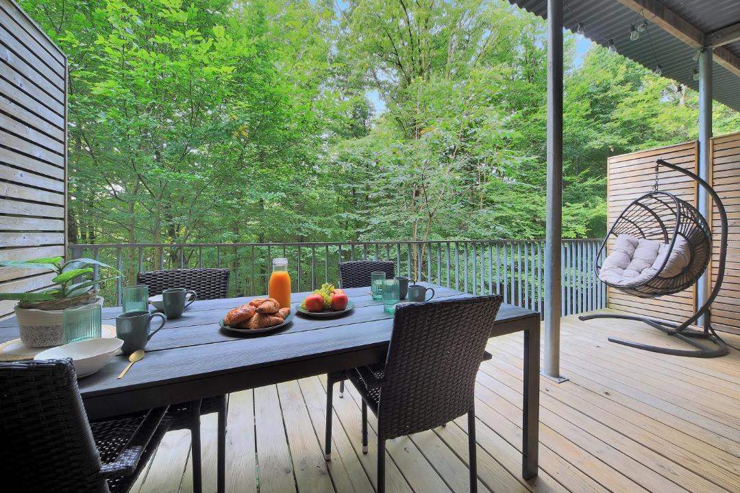 Photo of Patio Balcony in Eppe-Sauvage