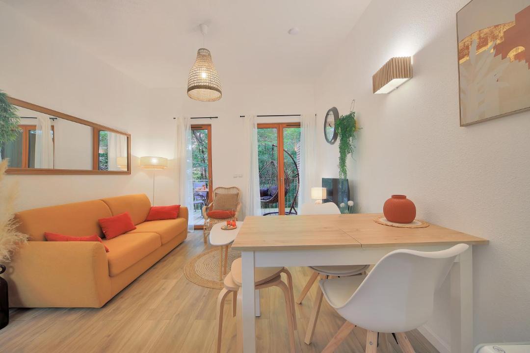 Photo of Others in Eppe-Sauvage