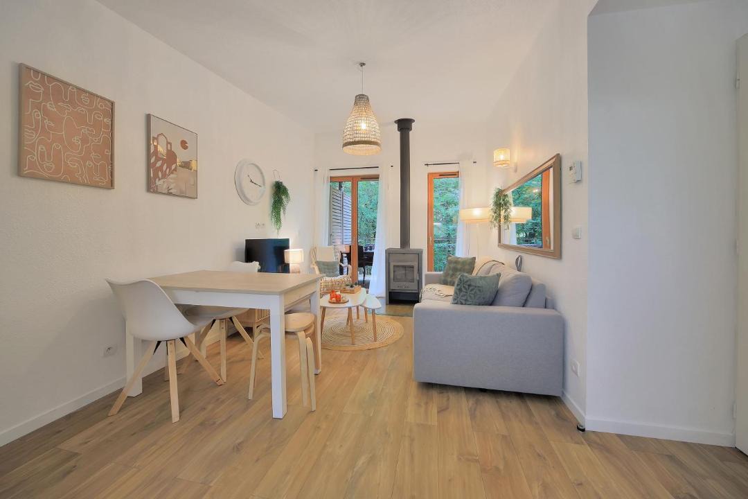 Photo of Others in Eppe-Sauvage