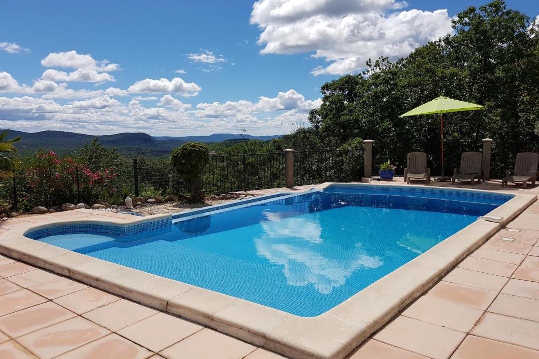 Photo of Others in Courry