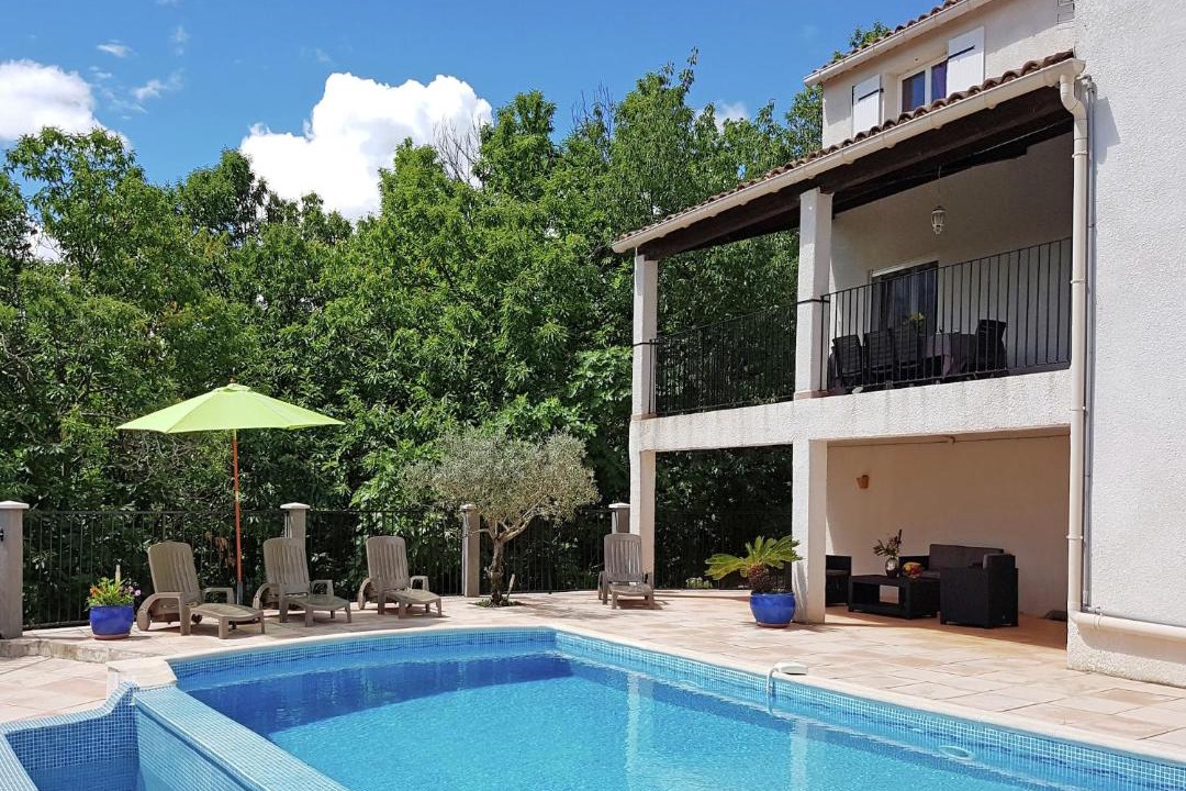 Photo of Others in Courry