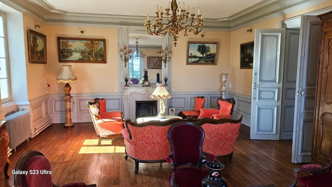 Photo of Others in Fleuriel