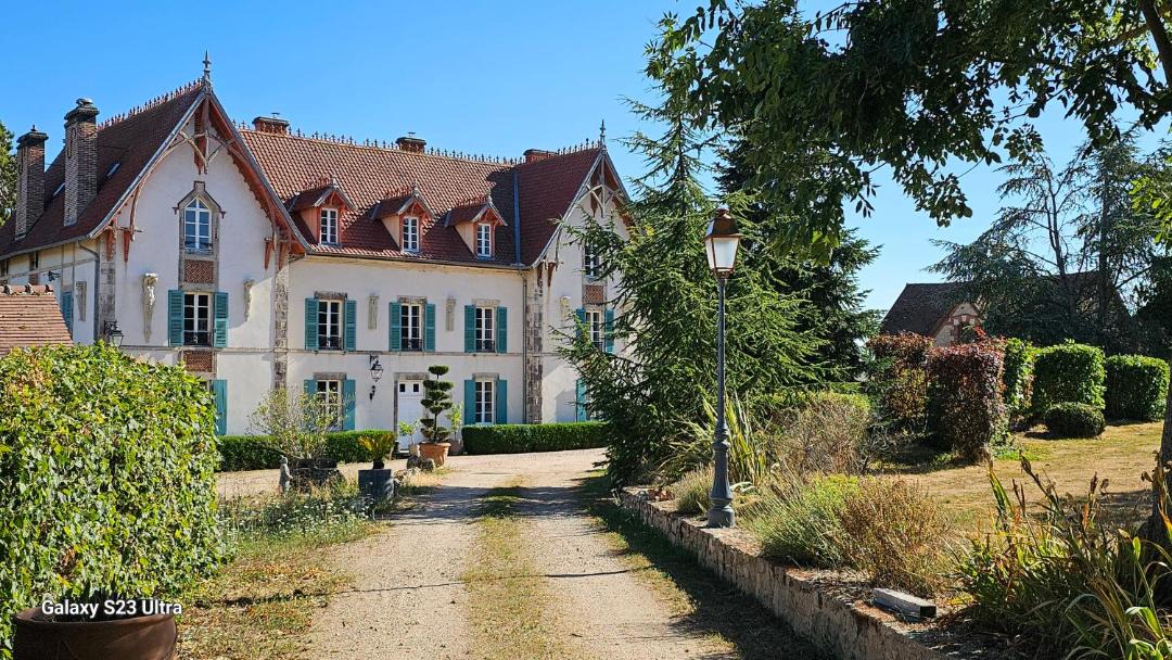 Photo of Others in Fleuriel