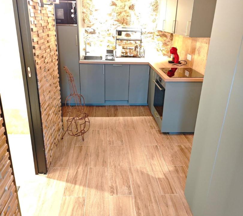 Photo of Kitchen in Saint-Jean-de-Gonville