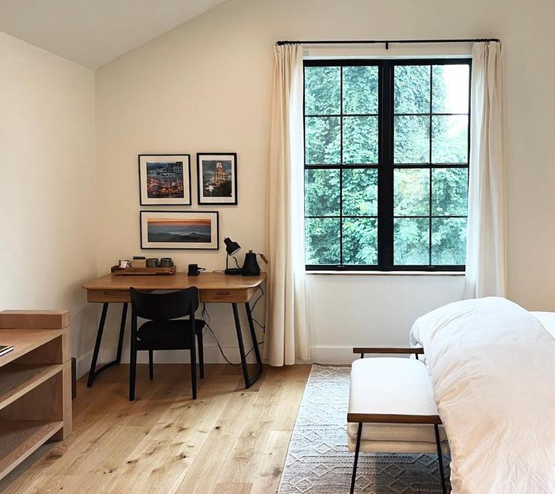 Photo of Bedroom in Hendersonville