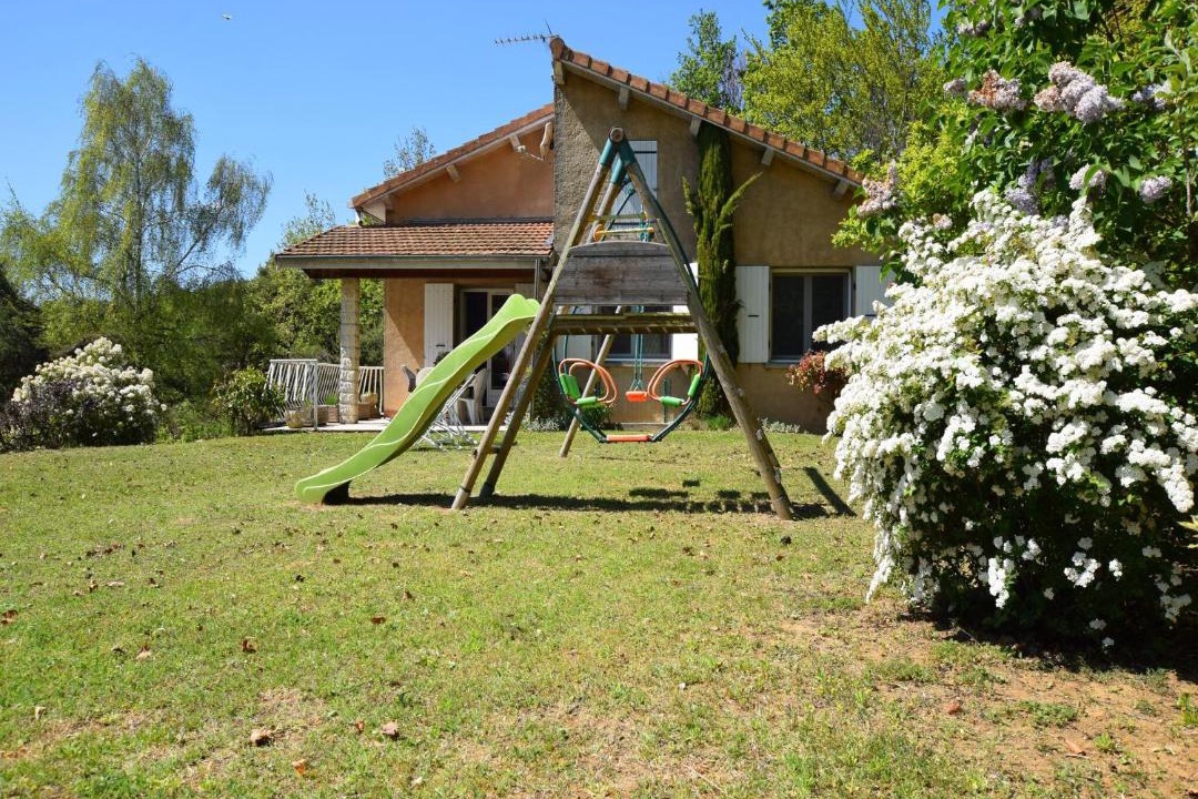 Photo of Others in Bathernay