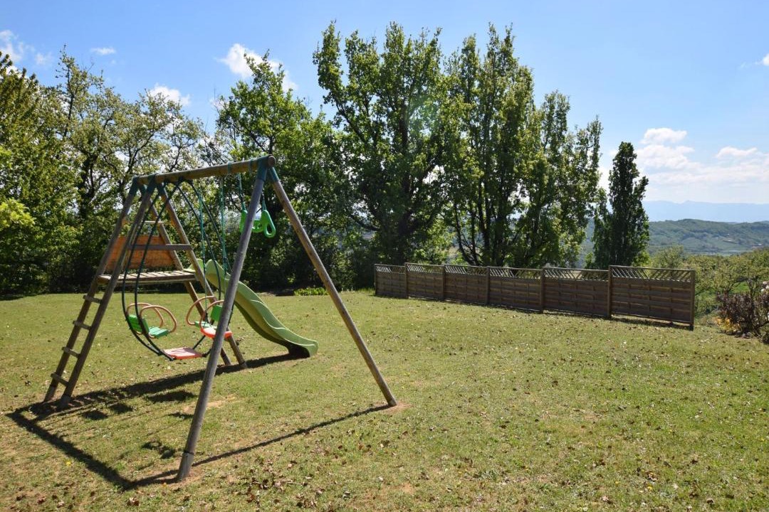 Photo of Others in Bathernay