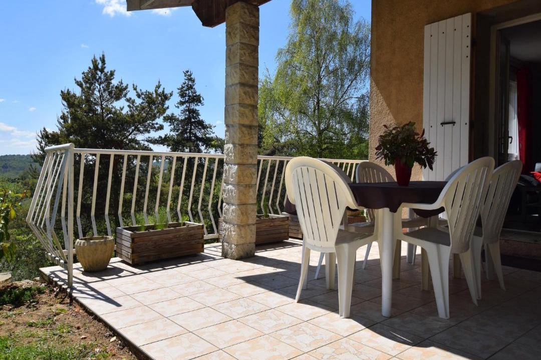 Photo of Patio Balcony in Bathernay