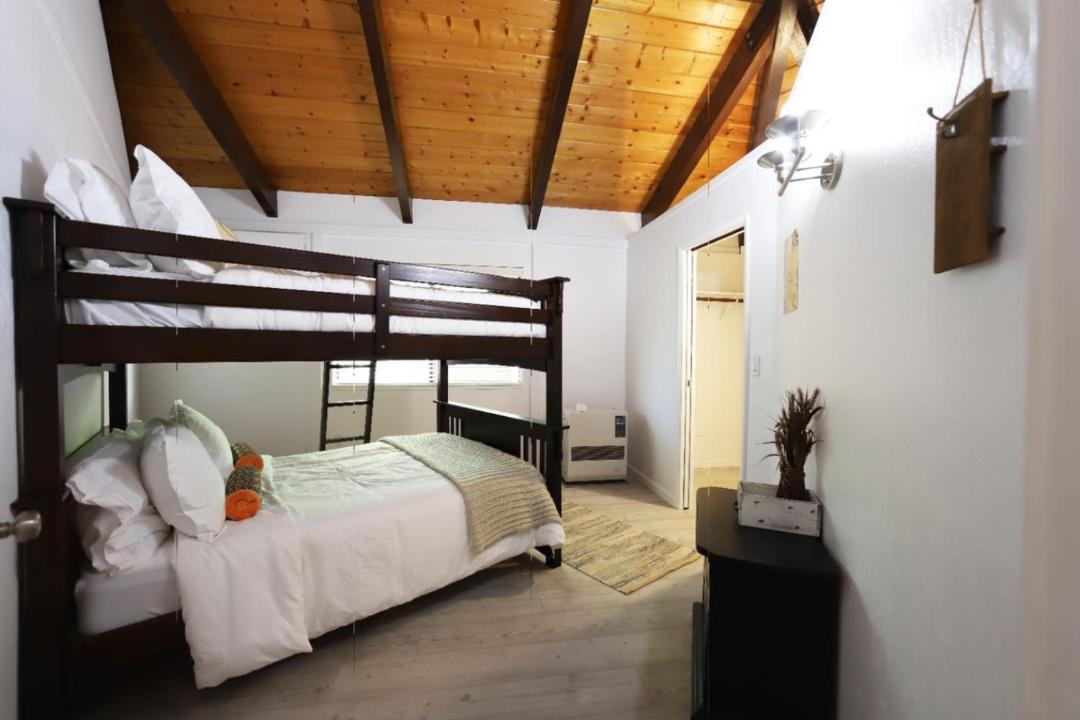 Photo of Bedroom in Apple Hill