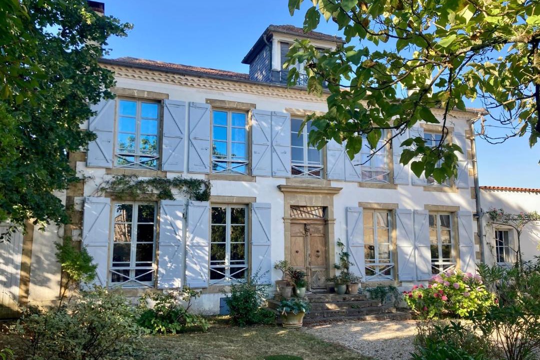 Photo of Others in Mielan