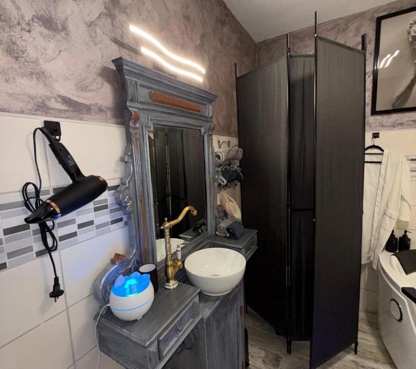 Photo of Bathroom in Douzens