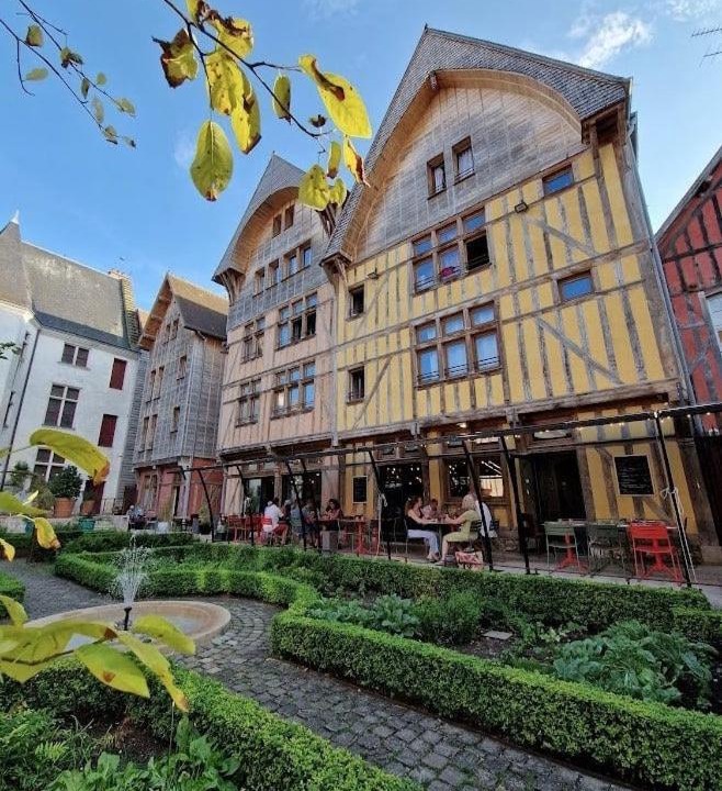 Photo of Buildings in Troyes