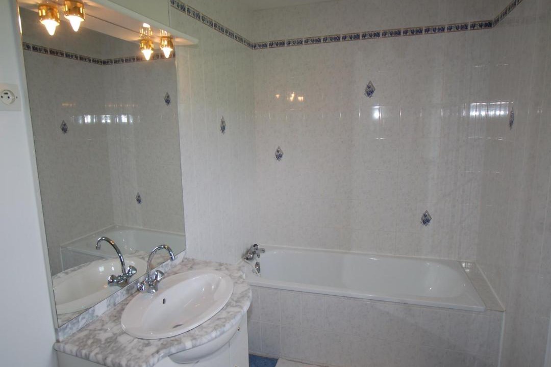 Photo of Others in Ozeville