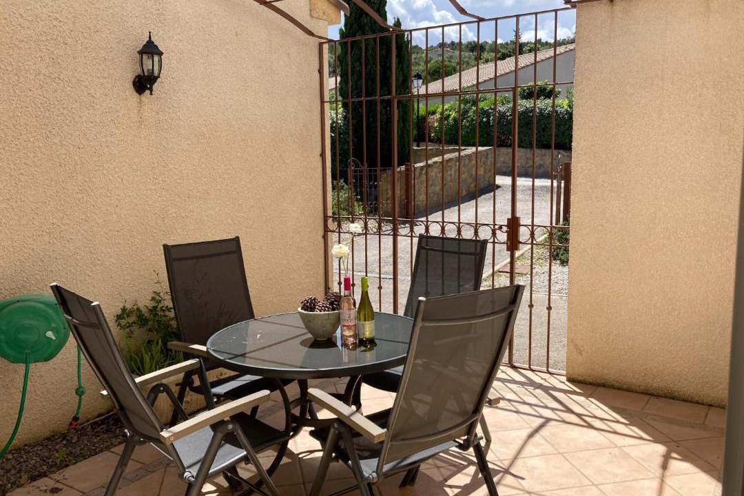 Photo of Patio Balcony in Montbrun-des-Corbieres