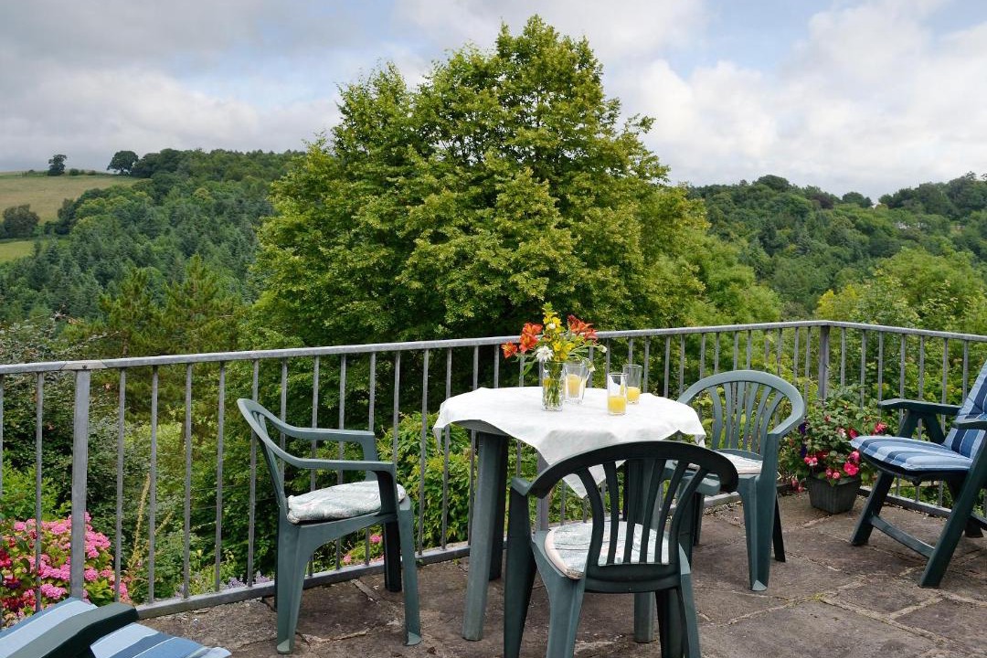 Photo of Patio Balcony in Symonds Yat