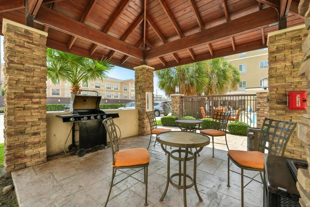 Photo of Patio Balcony in Chinatown