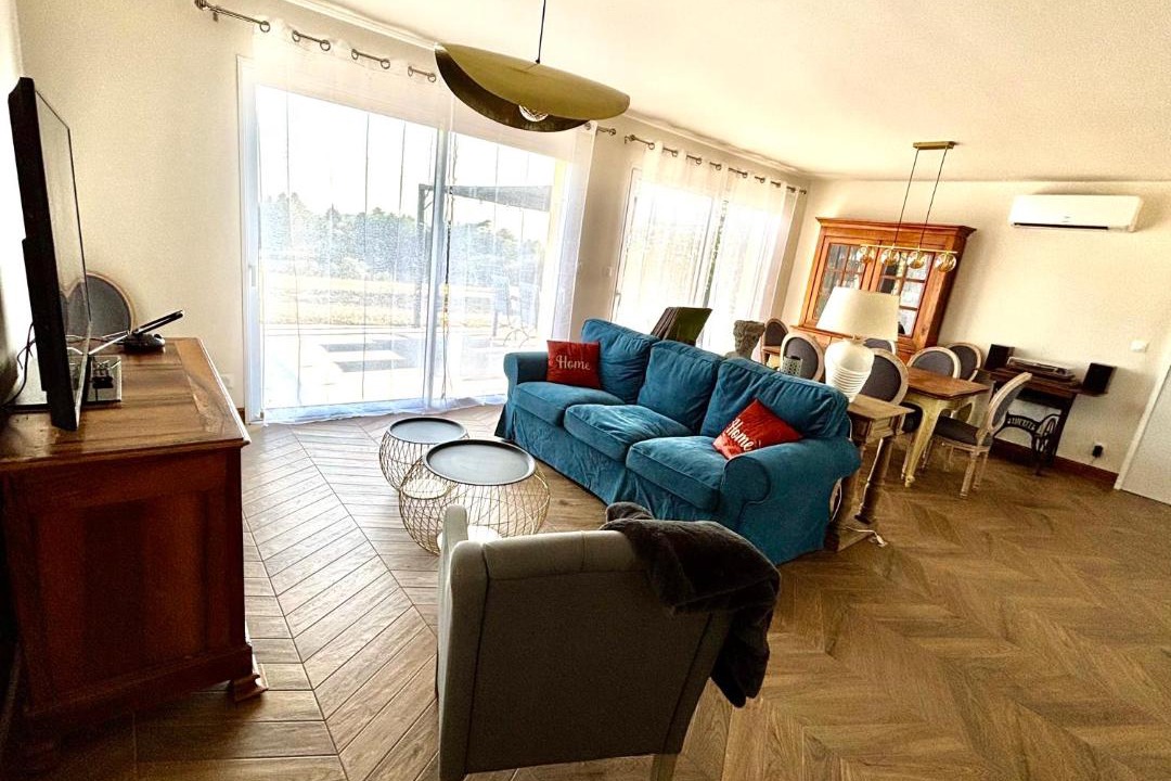 Photo of Livingroom in Marcillac-Saint-Quentin