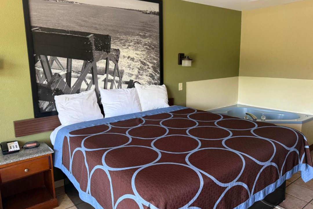 Photo of Bedroom in Broadmoor