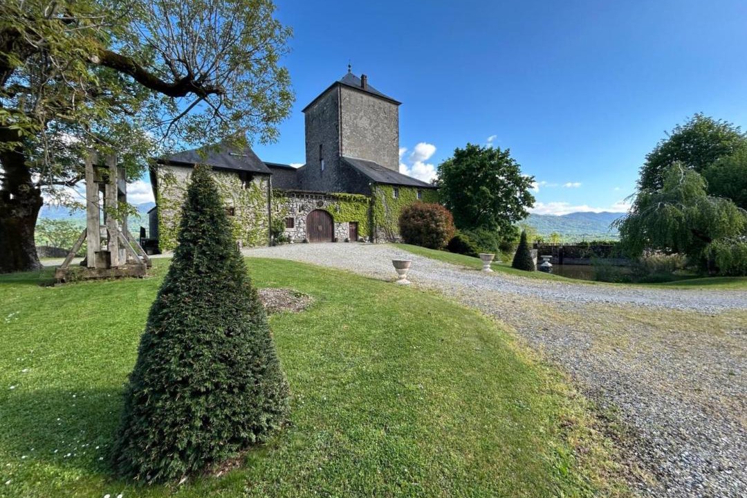 Photo of Others in Cruet