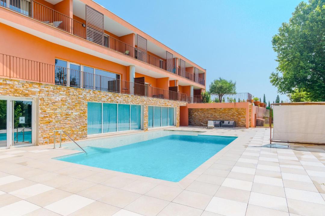 Photo of Others in Cuers